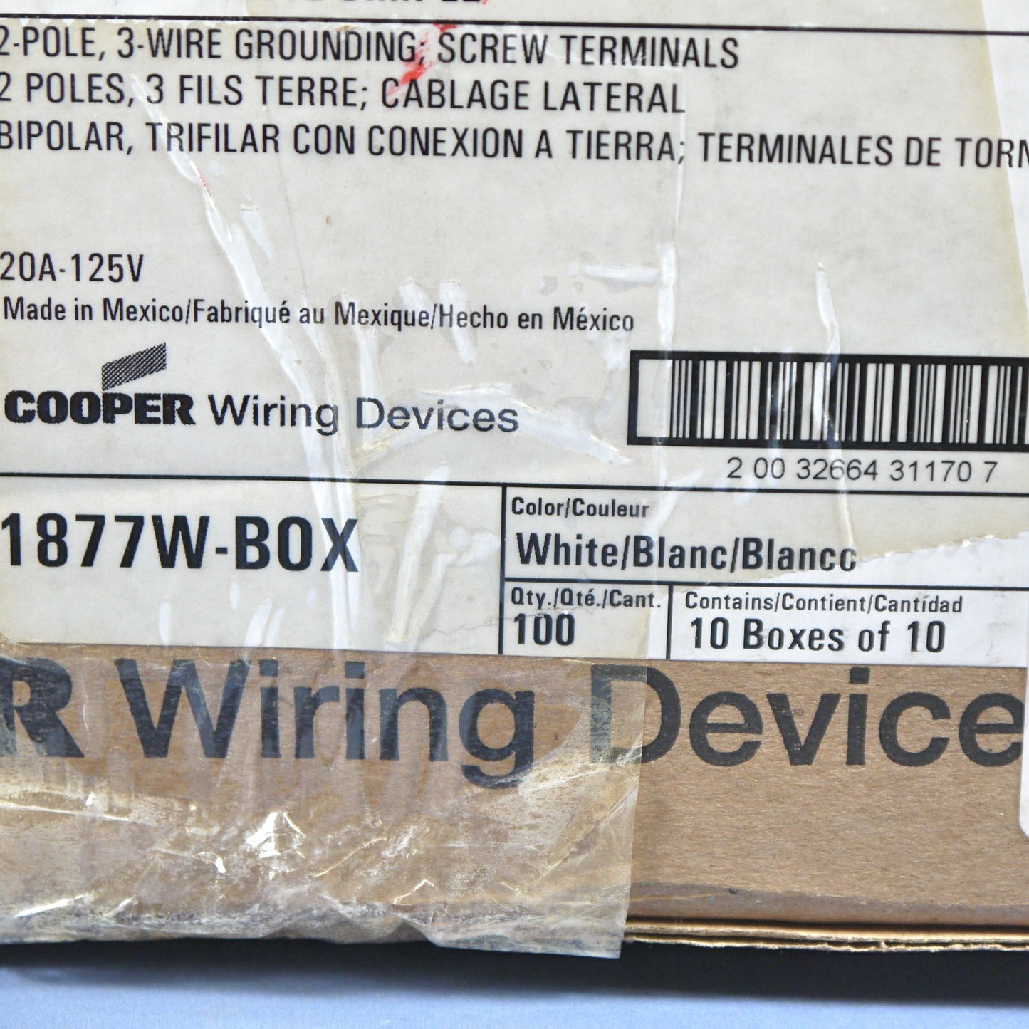 100 Cooper White Commercial Single Outlet Receptacles Nema 5-20R 20A 125V 1877W