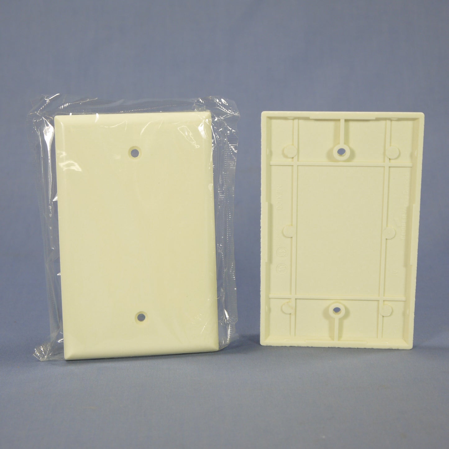 Cooper 2029A Almond 1-Gang Blank Plastic Mid-Size Wallplate Cover Box Mount 25pc
