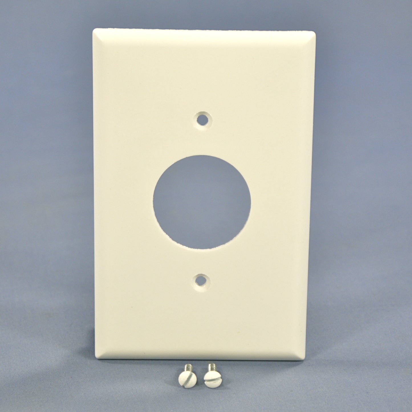 Cooper 2031W White 1-Gang Single 1.406" Receptacle Thermoset Mid-Size Wallplate