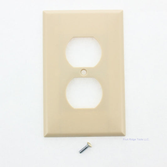 Cooper 2032V Ivory 1-Gang Duplex Outlet Receptacle Thermoset Wallplate Mid-Size