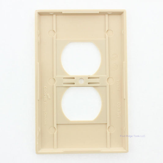 Cooper 2032V Ivory 1-Gang Duplex Outlet Receptacle Thermoset Wallplate Mid-Size