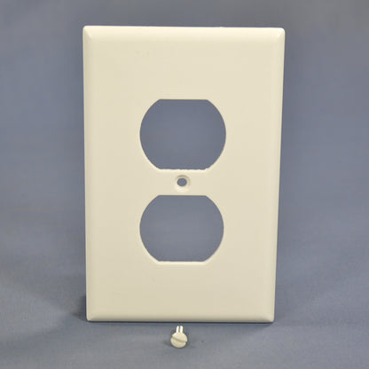 Cooper 2032W White 1-Gang Duplex Outlet Receptacle Thermoset Wallplate Mid-Size