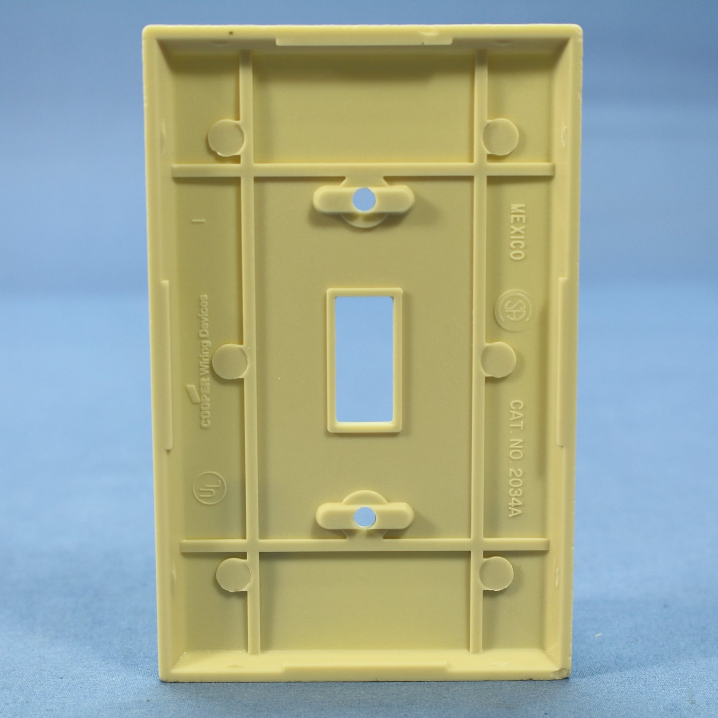 Cooper 2034V Ivory 1-Gang Toggle Switch Mid-Size Cover Thermoset Wallplate 25pcs
