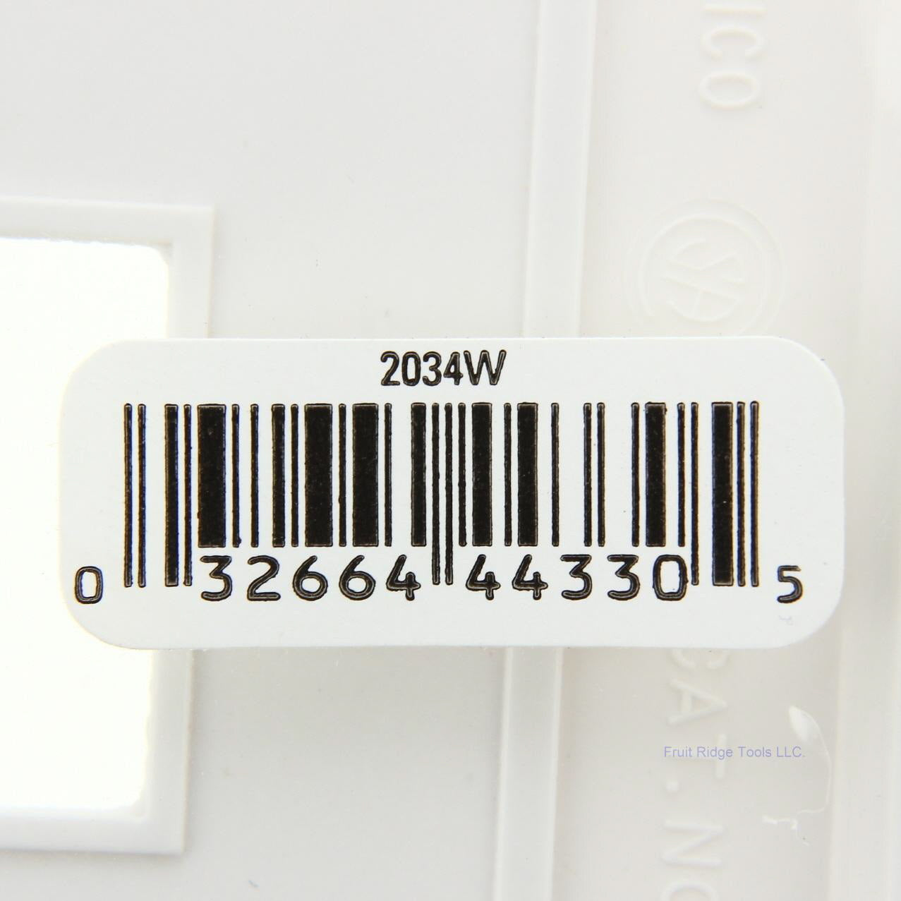 Cooper 2034W White 1-Gang Toggle Switch Thermoset Wallplate Mid-Size Cover