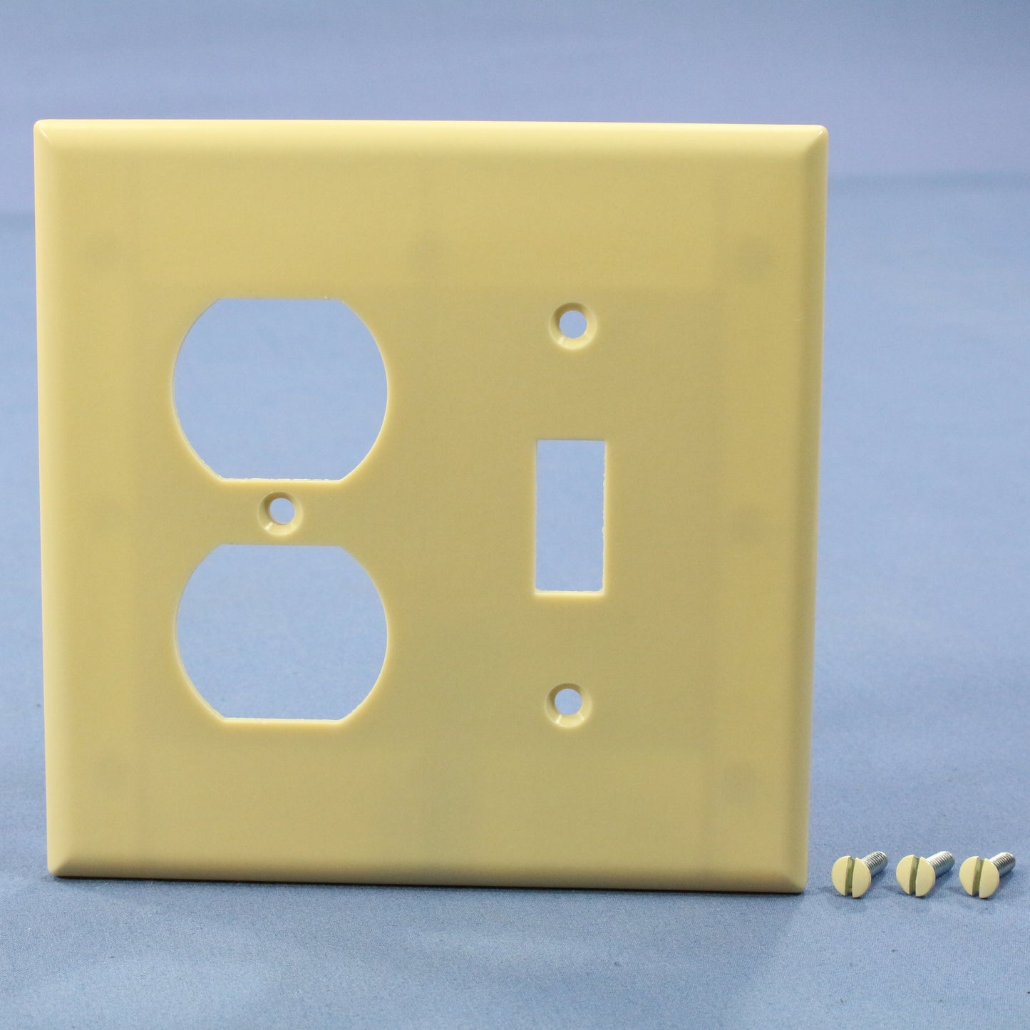 Cooper 2038V Ivory 2-Gang Toggle Switch Thermoset Outlet Mid-Size Covers 25pcs