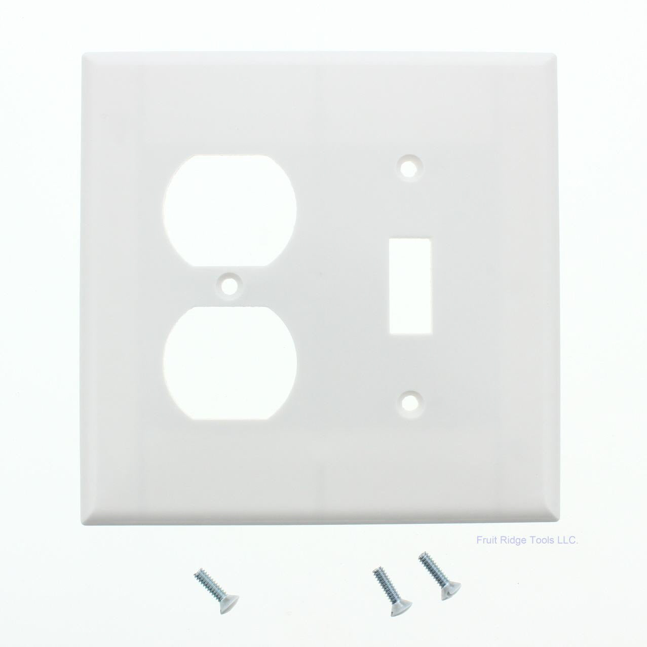 Cooper 2038W White 2-Gang Switch Receptacle Thermoset Wallplate Mid-Size Cover