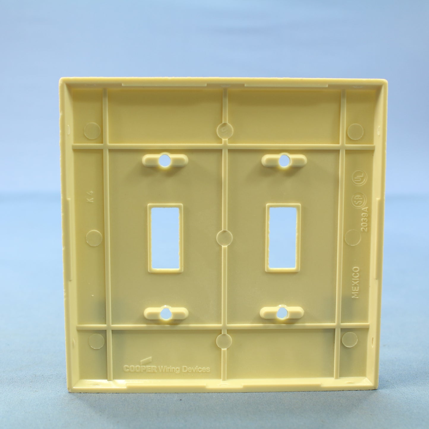 Cooper 2039V Ivory 2-Gang Toggle Switch Mid-Size Cover Thermoset Wallplate 25pcs