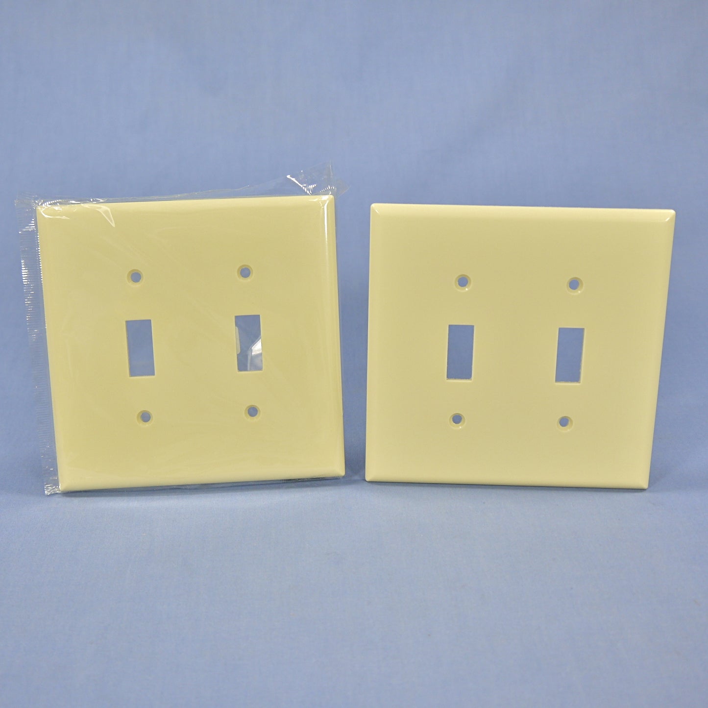 Cooper 2039V Ivory 2-Gang Toggle Switch Mid-Size Cover Thermoset Wallplates 2pcs