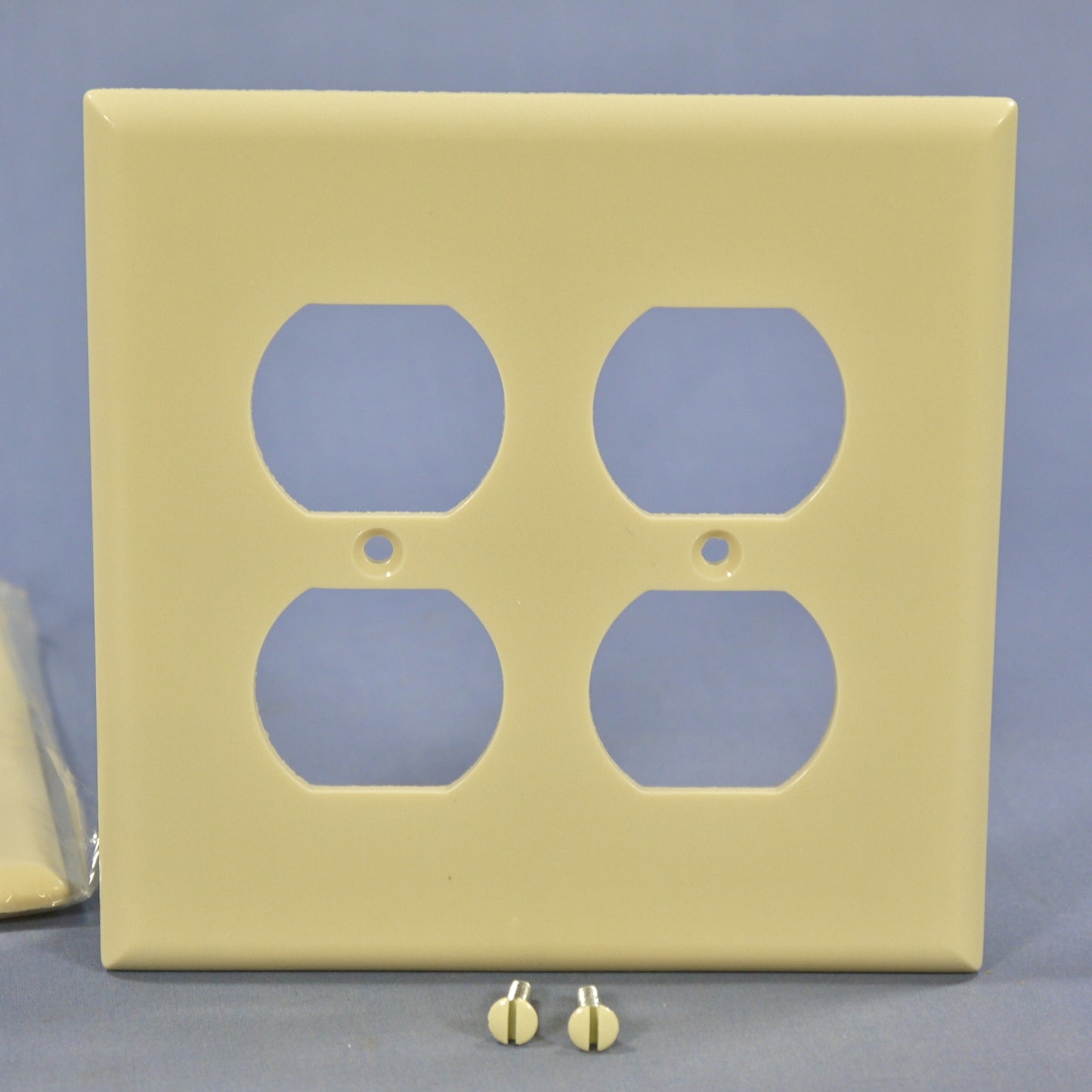 Cooper 2050V Ivory 2-Gang Outlet Duplex Receptacle Thermoset Mid-Size Cover 2pcs