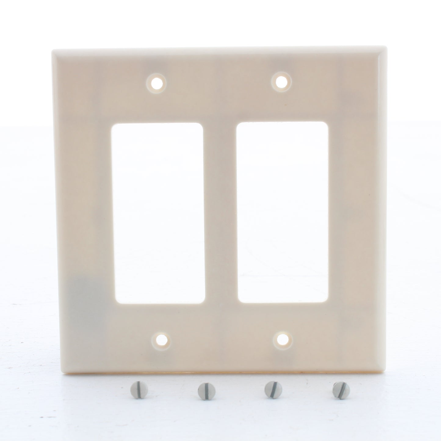 Cooper 2052LA Light Almond 2-Gang Decorator Thermoset GFCI Mid-Size Cover 25pcs