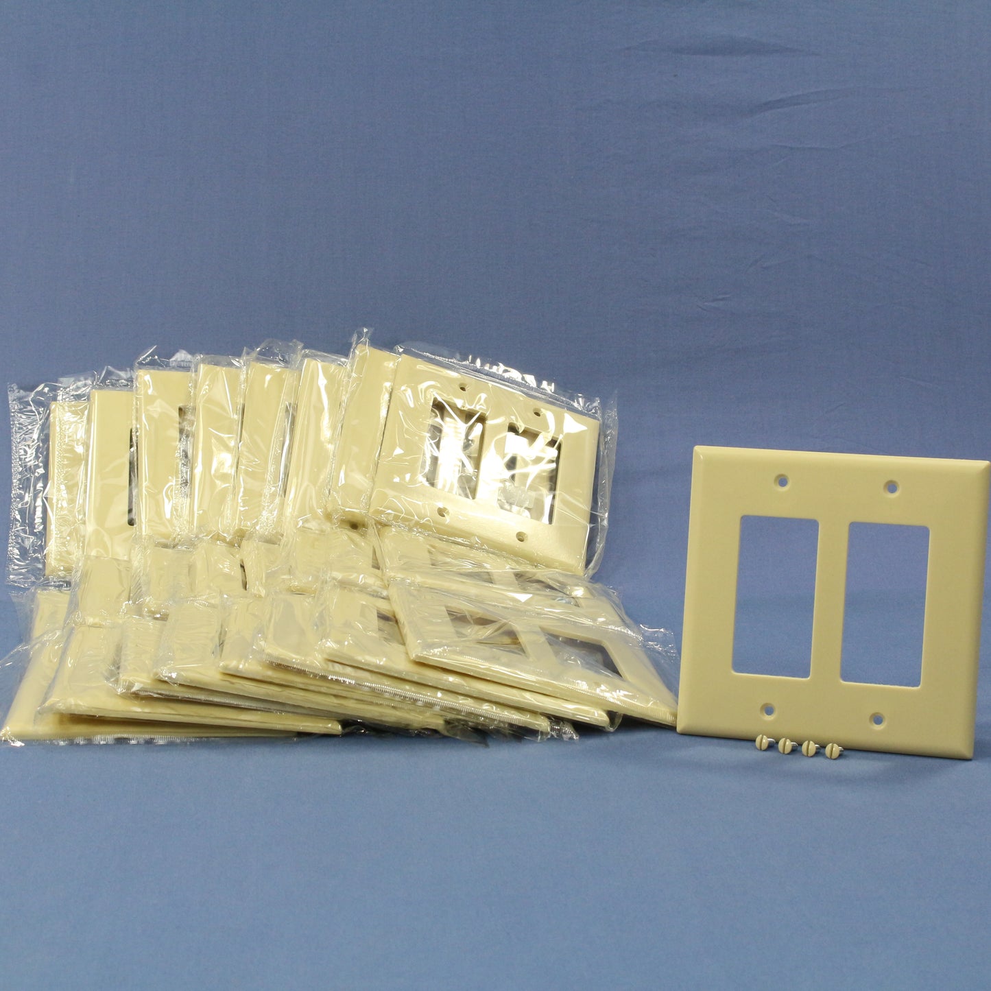 Cooper 2052V Ivory 2-Gang Decorator GFCI Plastic Mid-Size Wallplate Cover 25pcs