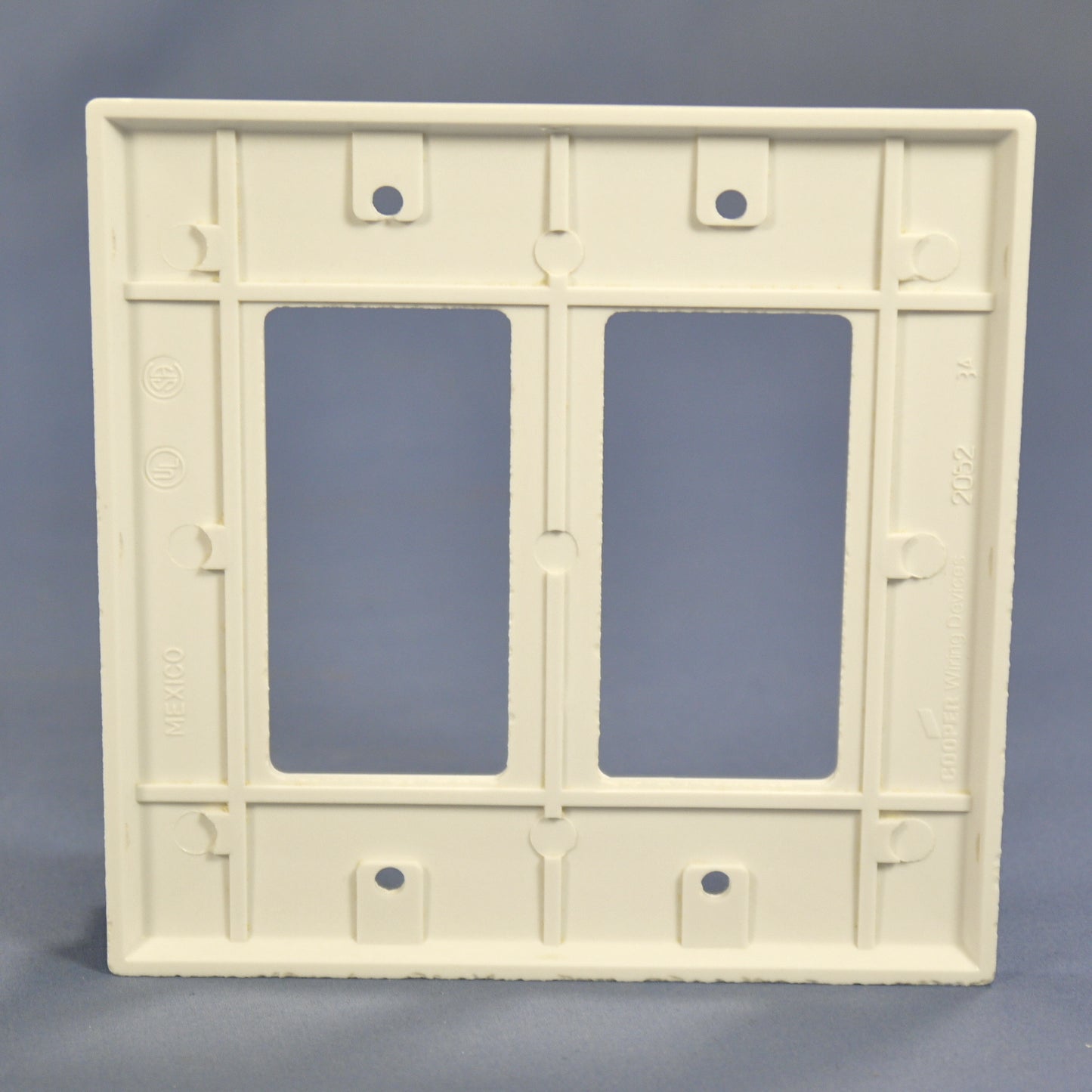 Cooper 2052W White 2-Gang Decorator Thermoset Wallplate GFCI GFI Mid-Size Cover