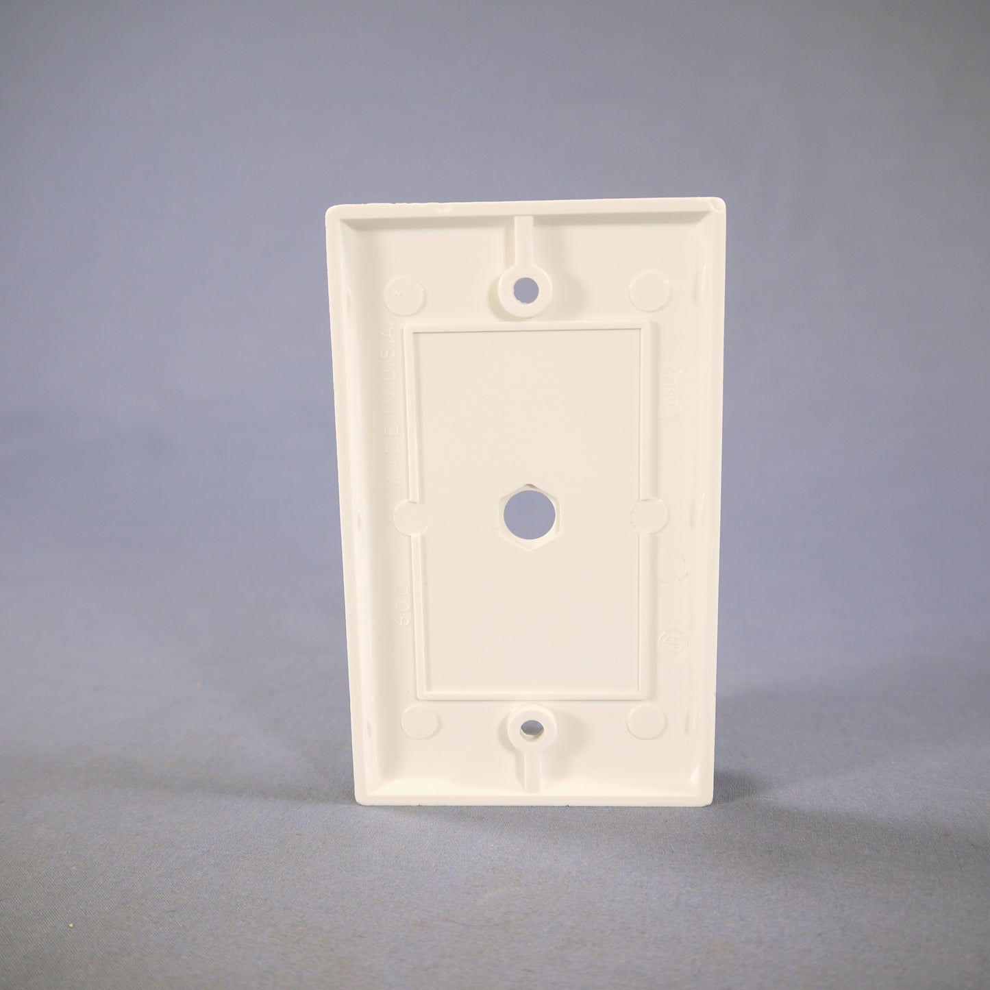 Cooper 2128W White 1-Gang Phone .375" Coax Cable Thermoset Wallplates Cover 4pcs