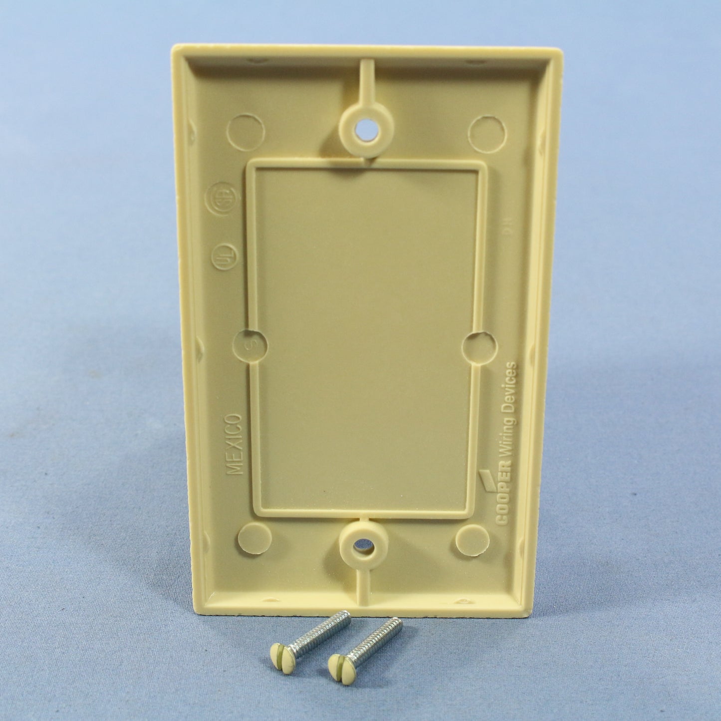 Cooper 2129V Ivory 1-Gang Blank Cover Box Mounted Thermoset Wallplates 25pcs