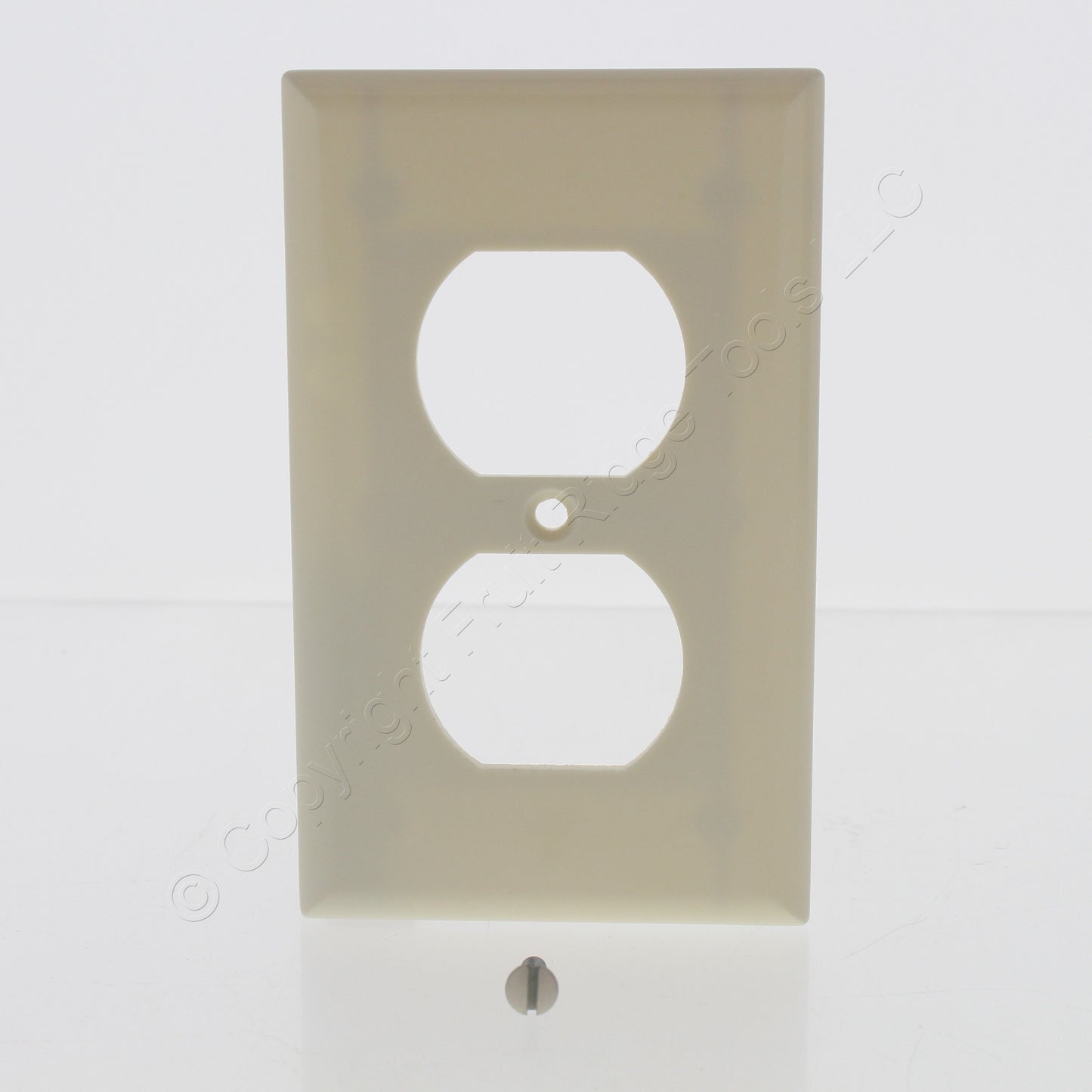 Cooper 2132A Almond 1-Gang Duplex Outlet Receptacle Thermoset Wallplates 25-Pack