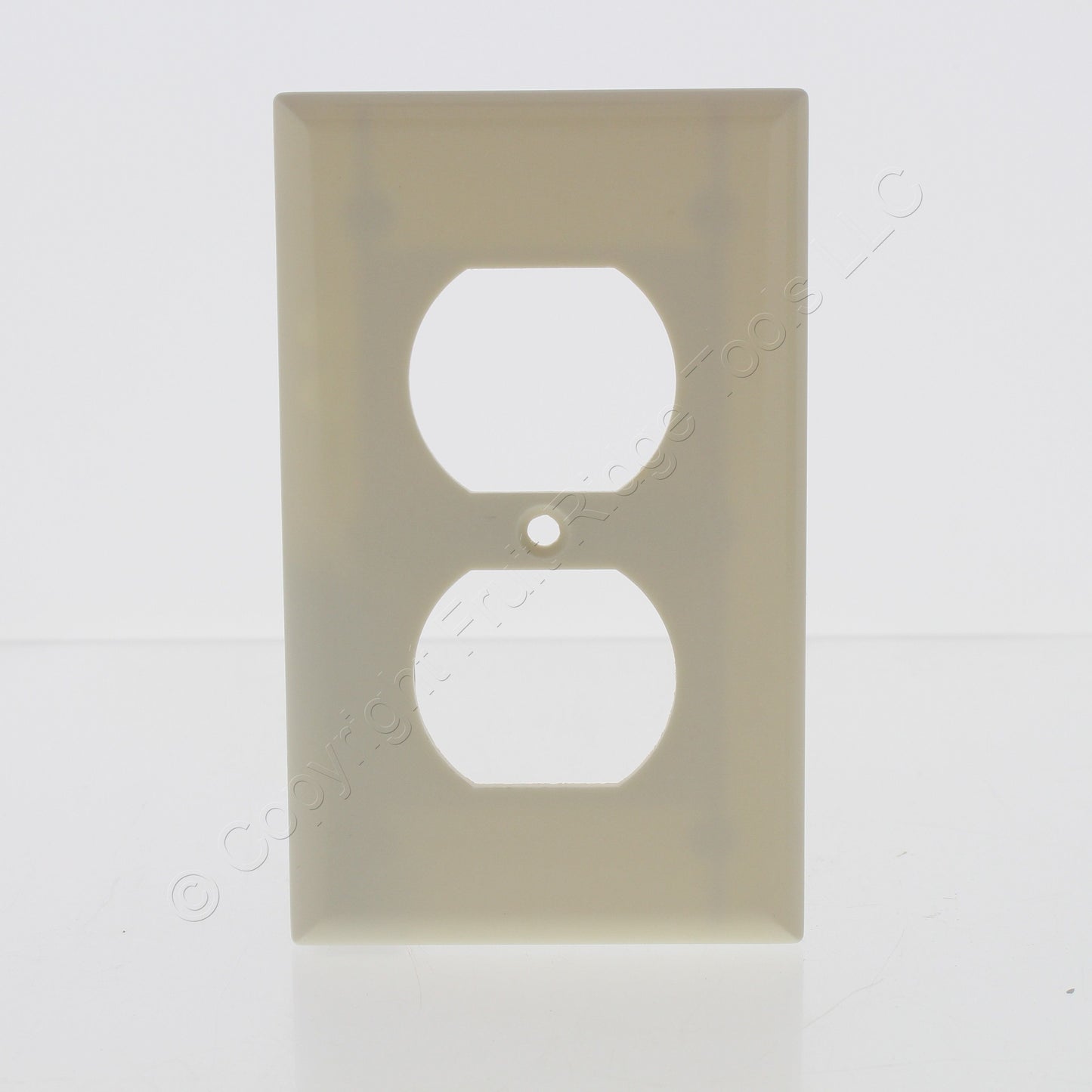 Cooper 2132A Almond 1-Gang Duplex Outlet Receptacle Thermoset Wallplates 25-Pack
