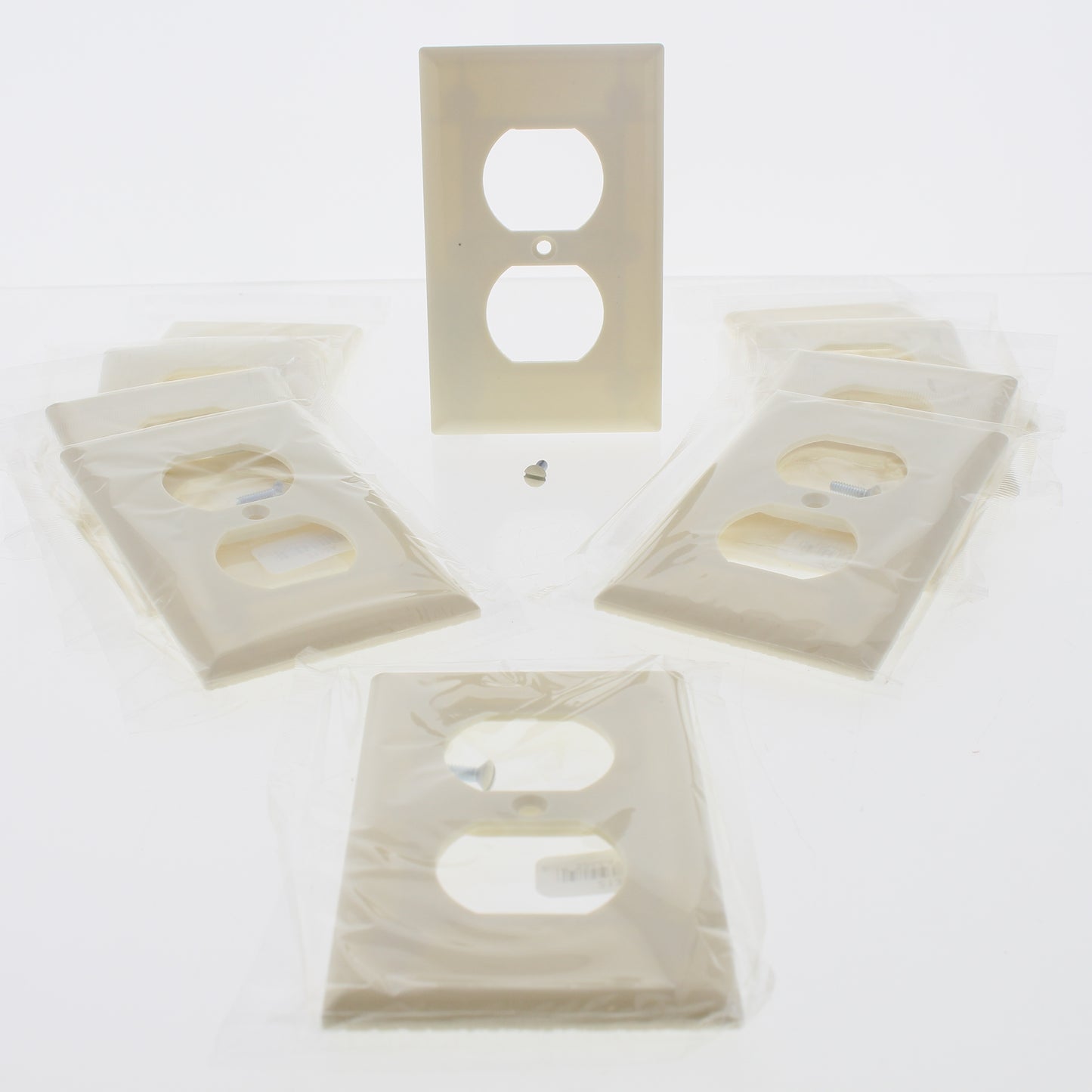 Cooper 2132A Almond 1-Gang Duplex Outlet Receptacle Thermoset Wallplates 10pcs