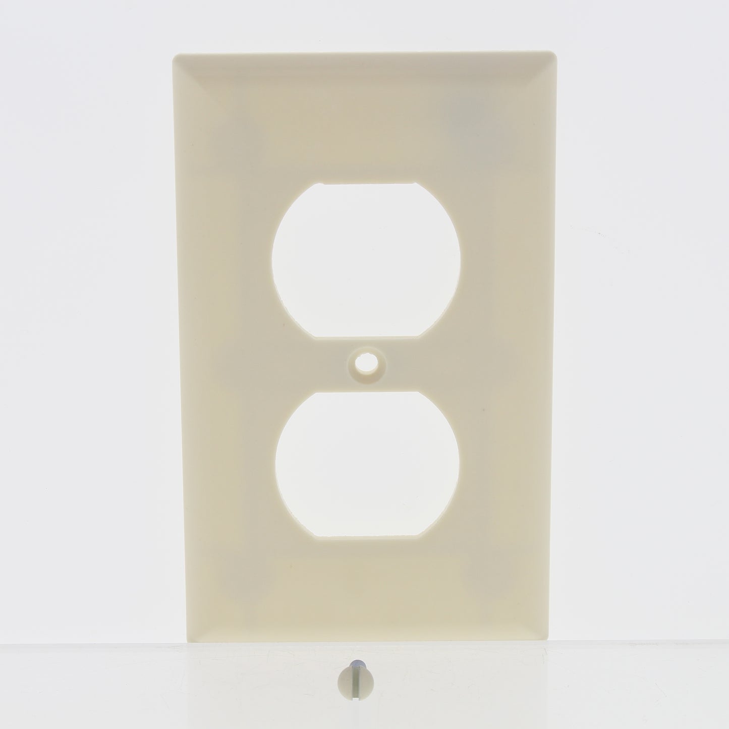 Cooper 2132A Almond 1-Gang Duplex Outlet Receptacle Thermoset Wallplates 10pcs