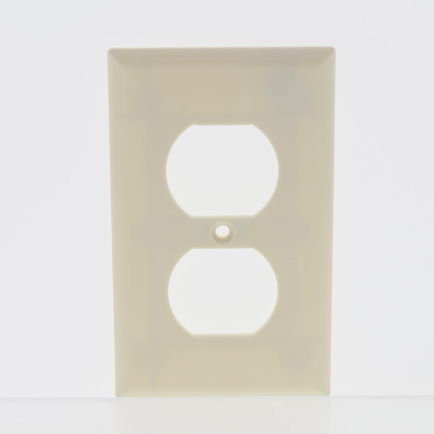 Cooper 2132A Almond 1-Gang Duplex Outlet Receptacle Thermoset Wallplates 10pcs