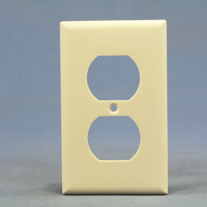 Cooper 2132LA Lt Almond 1-Gang Duplex Outlet Receptacle Thermoset Wallplate 25pc