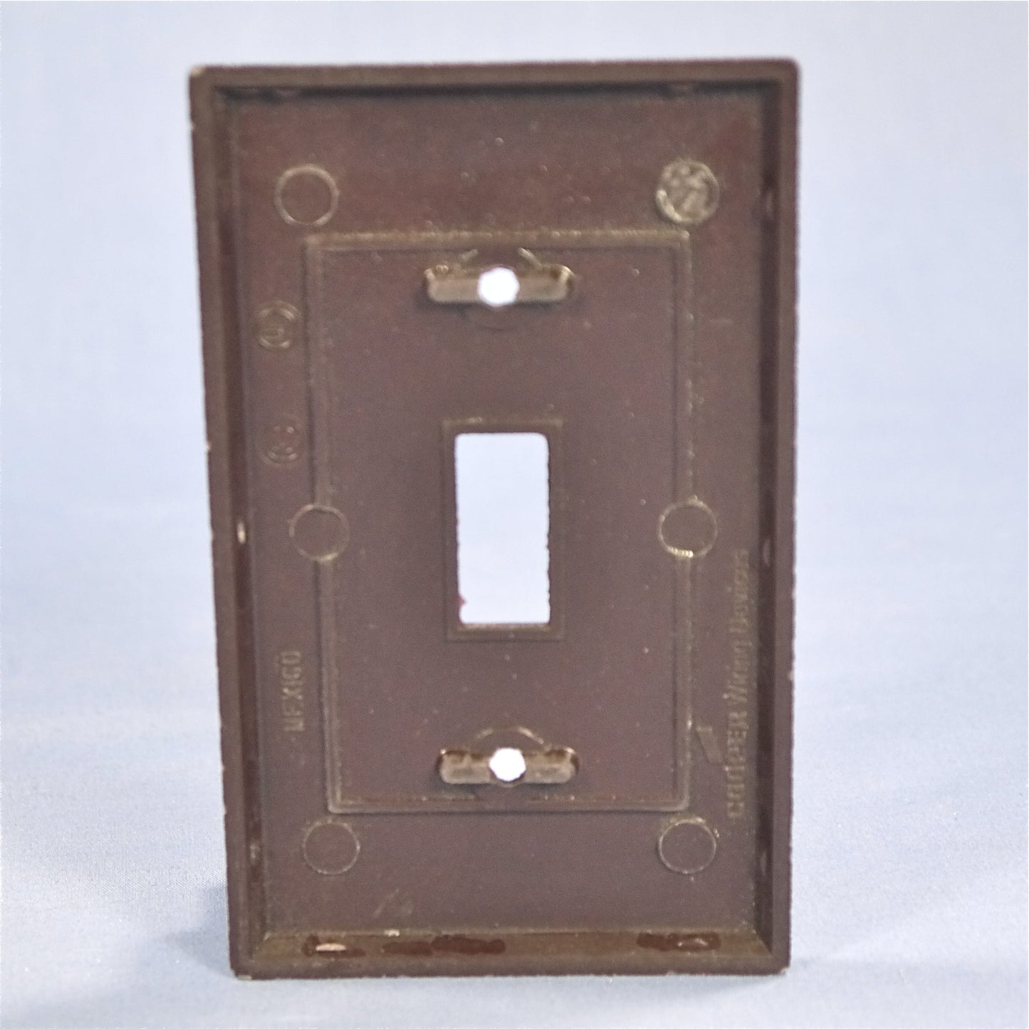 Cooper 2134B Brown 1-Gang Standard Toggle Switch Plate Thermoset Wallplate Cover