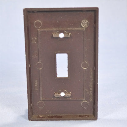 Cooper 2134B Brown 1-Gang Standard Toggle Switch Plate Thermoset Wallplate Cover