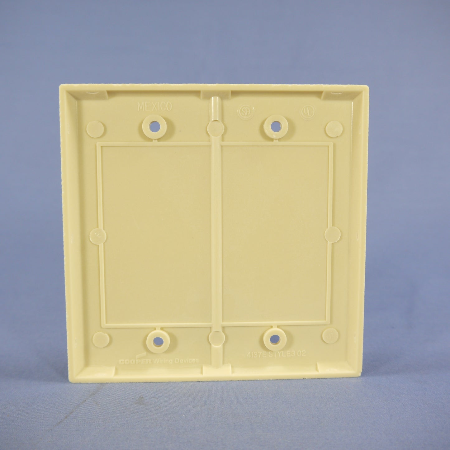 Cooper 2137V Ivory 2-Gang Blank Cover Box Mount Thermoset Wallplates 2-Pack