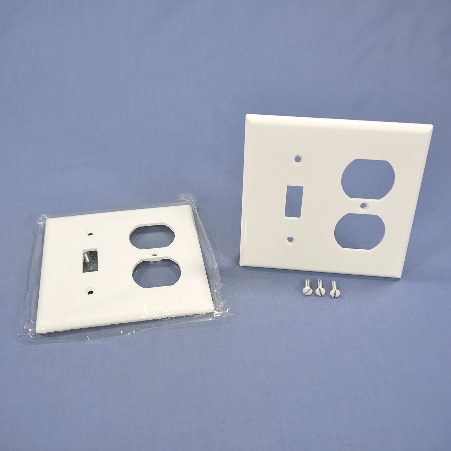 Cooper 2138W White Toggle Switch Outlet 2-Gang Plastic Cover Wallplates 2-Pack