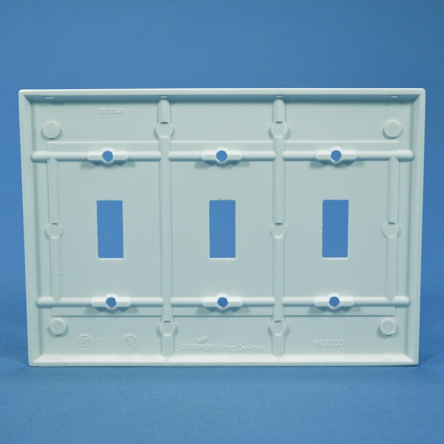 Cooper 2141W White 3-Gang Thermoset Toggle Switch Plastic Cover Wallplate