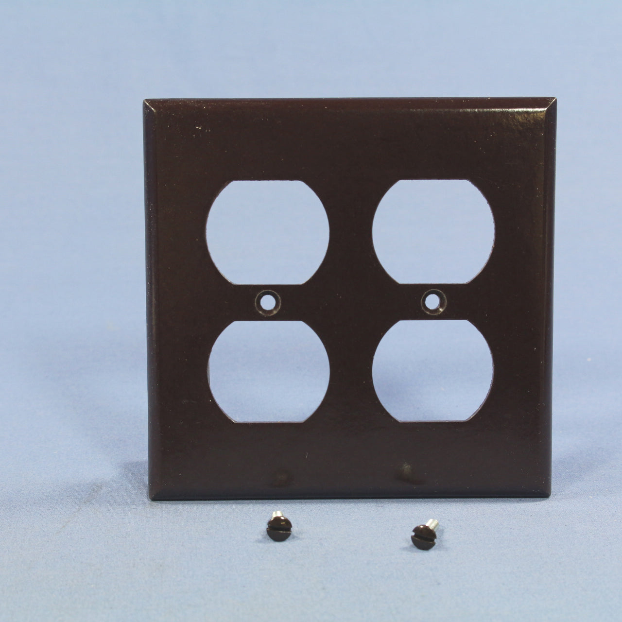 Cooper 2150B Brown 2-Gang Duplex Receptacle Thermoset Wallplate Outlet Cover 2pc