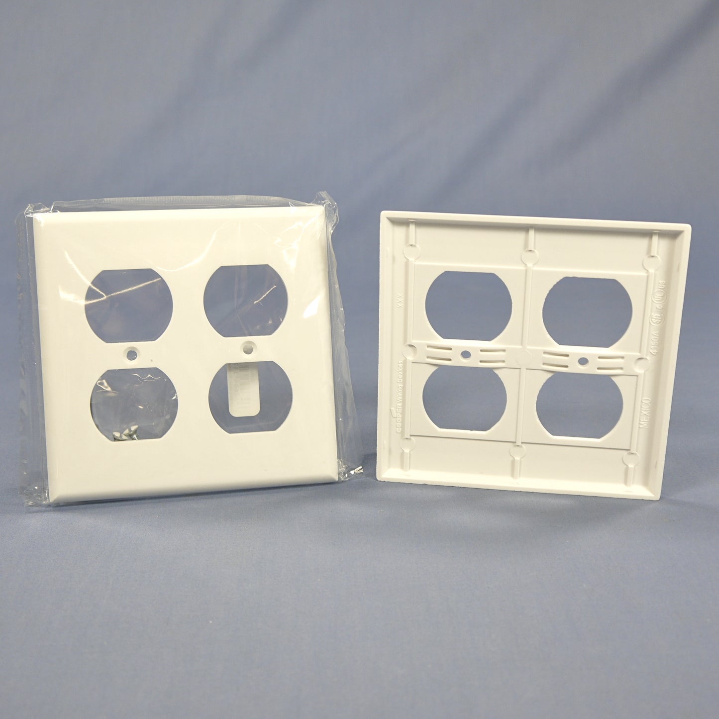 Cooper 2150W White 2-Gang Receptacle Thermoset Wallplates Outlet Cover 10pcs