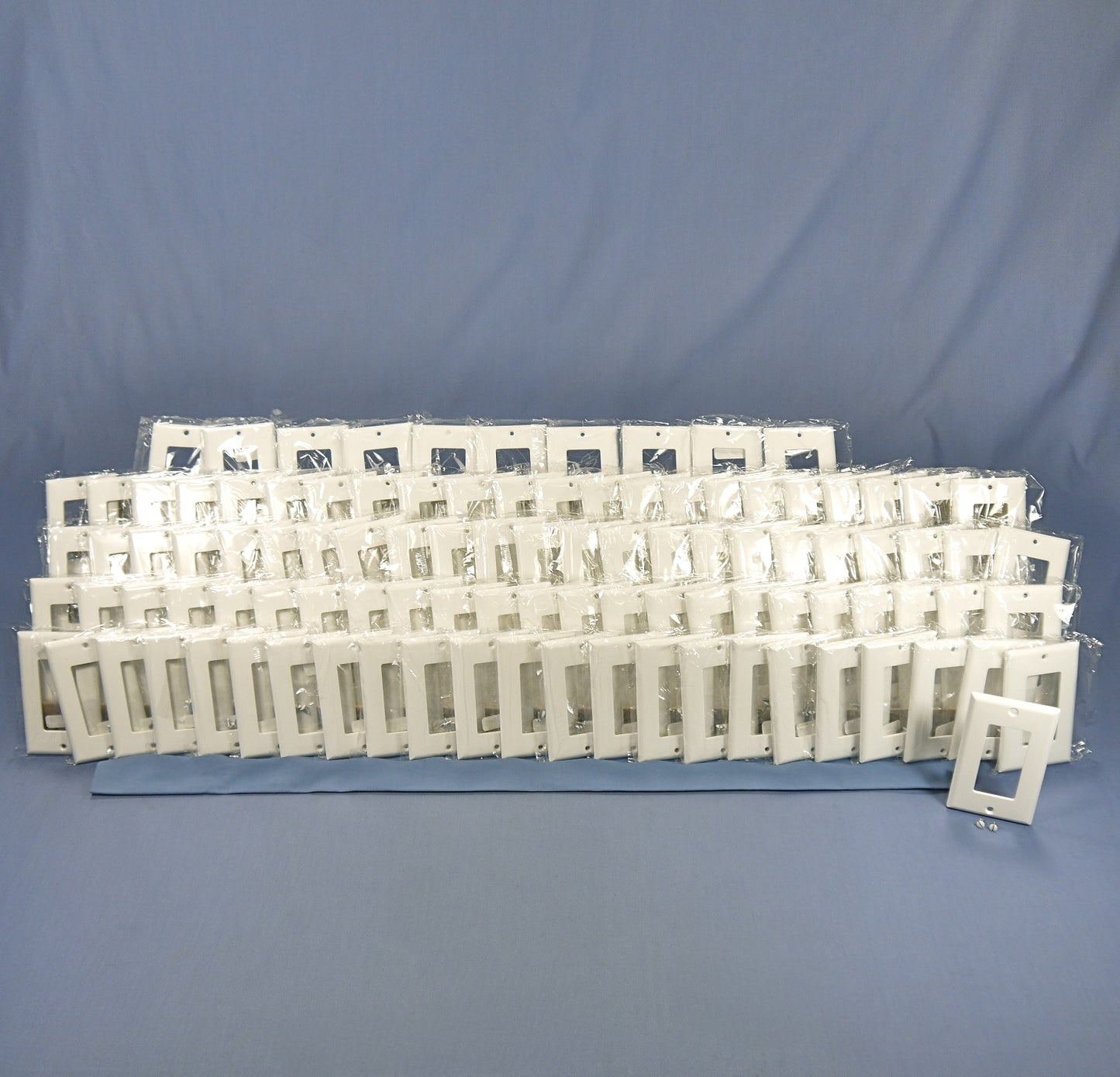 Cooper 2151W White 1-Gang Decorator GFI GFCI Cover Thermoset Wallplates 100pcs