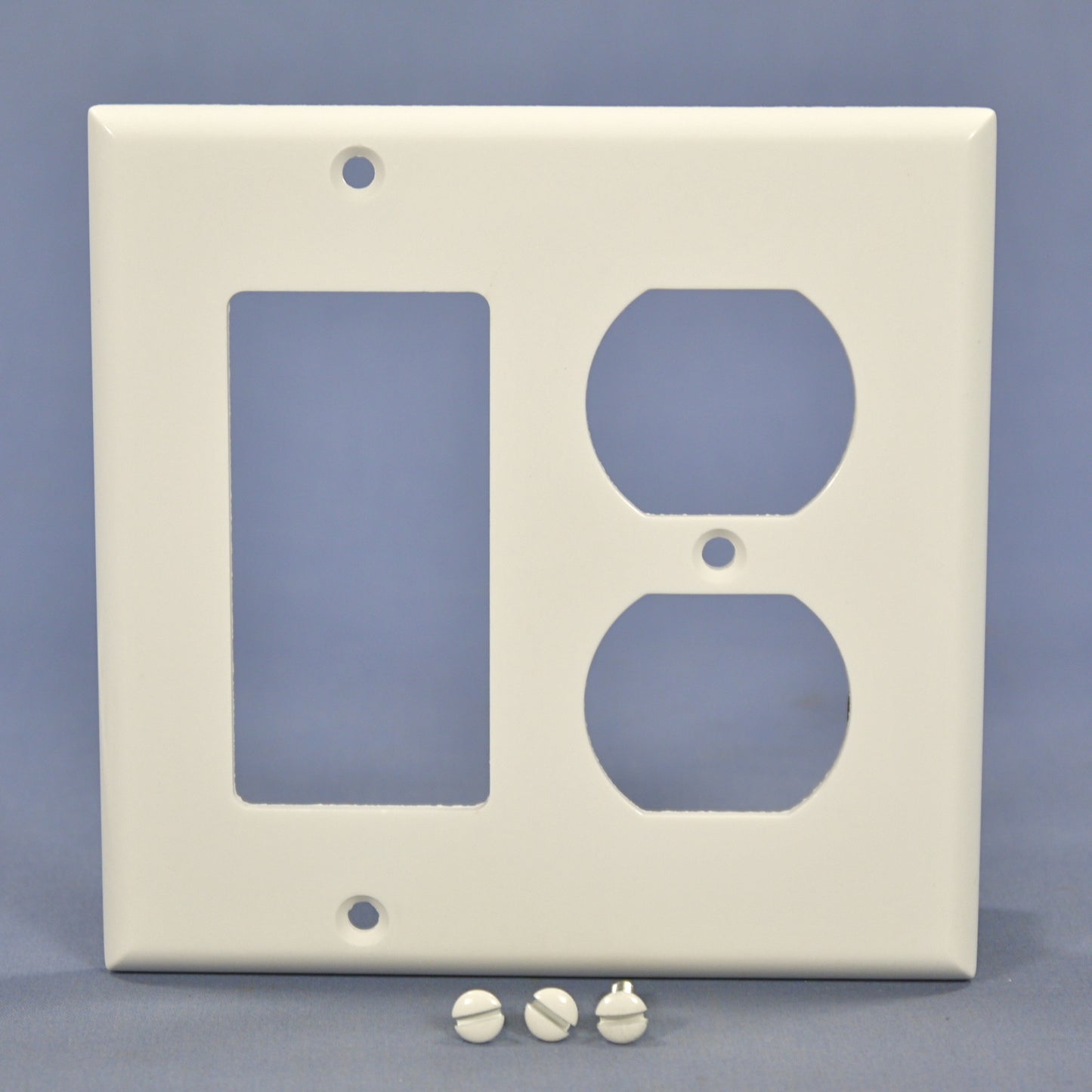 Cooper 2157W White 2-Gang Decorator GFCI Duplex Outlet Thermoset Covers 2-pack