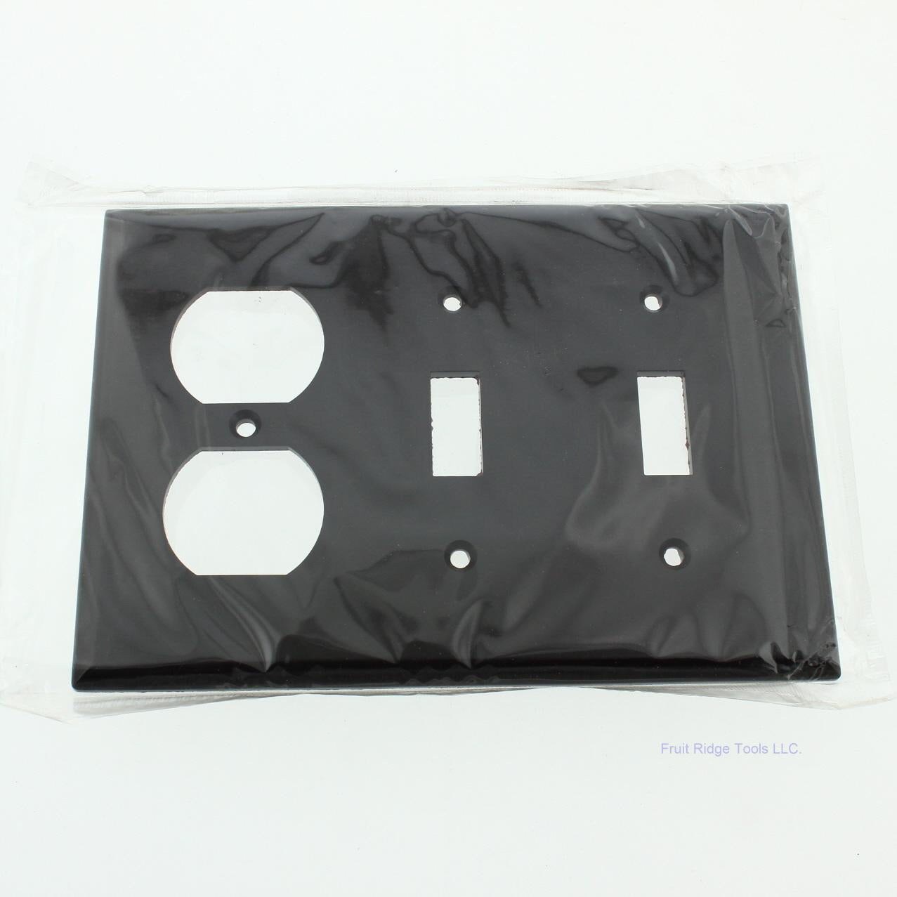 Cooper 2158B Brown 3-Gang Toggle Switch Duplex Receptacle Outlet Thermoset Cover