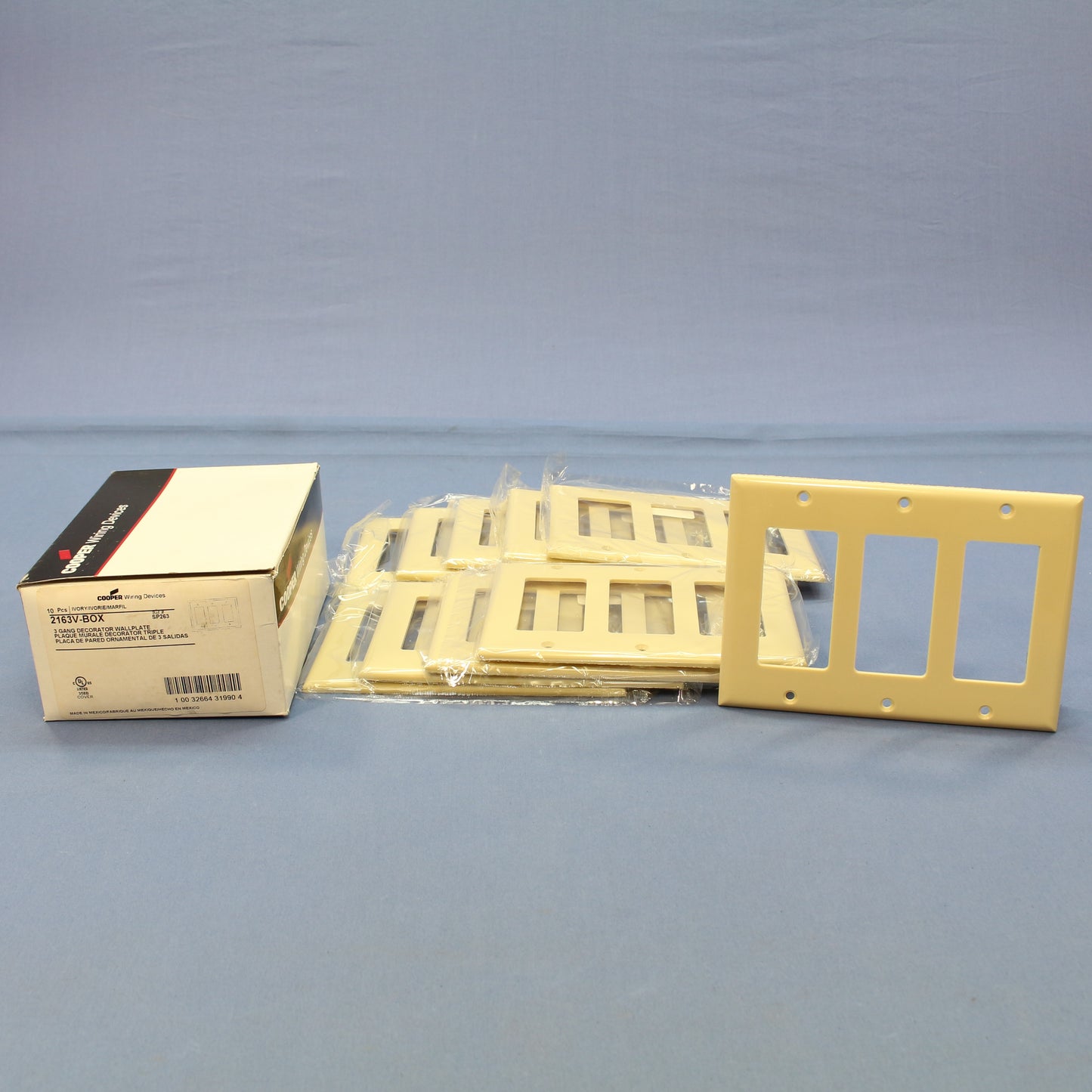 Cooper 2163V Ivory 3-Gang Decorator Thermoset Wallplates GFCI Plastic Cover 10pc