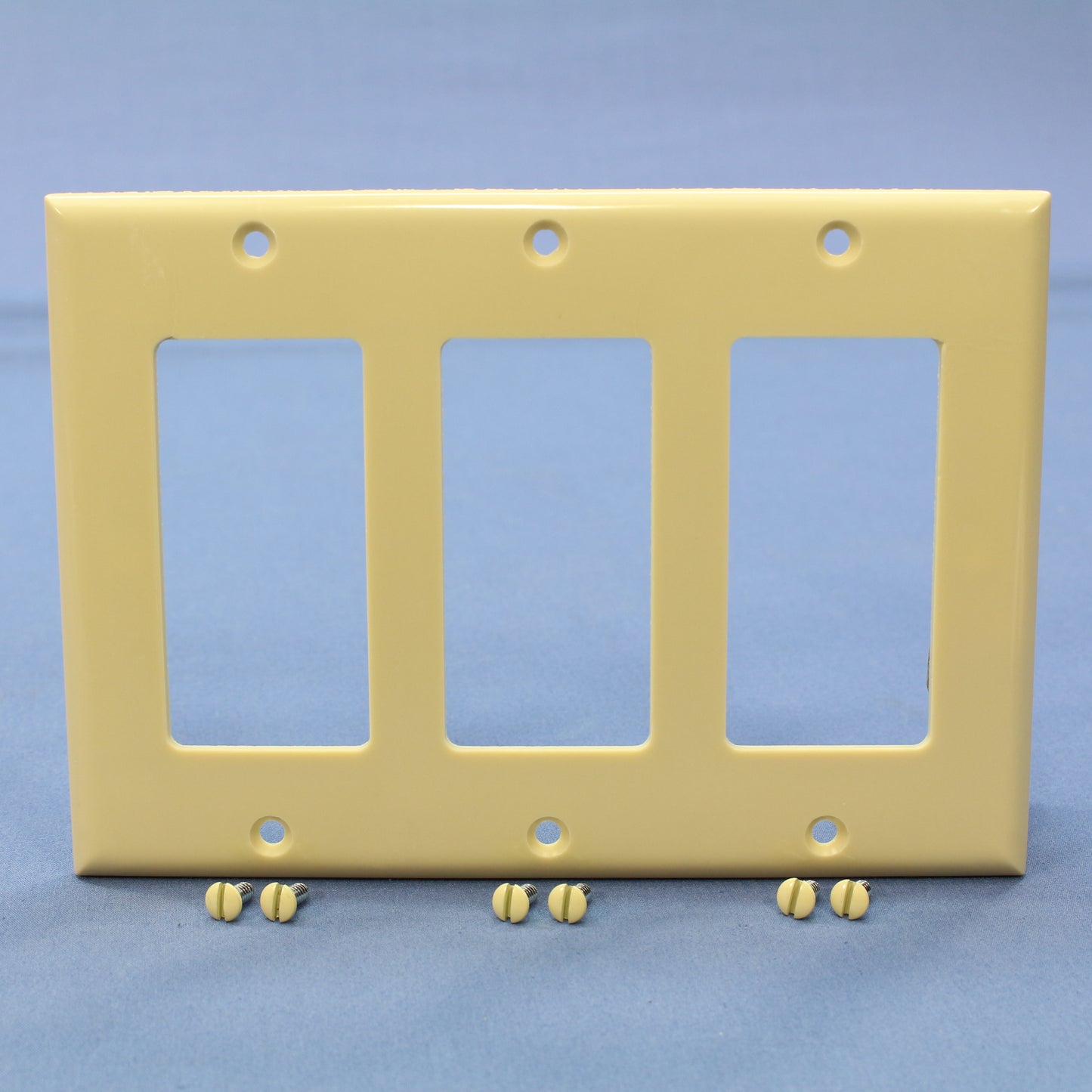 Cooper 2163V Ivory 3-Gang Decorator Thermoset Wallplates GFCI Plastic Cover 10pc