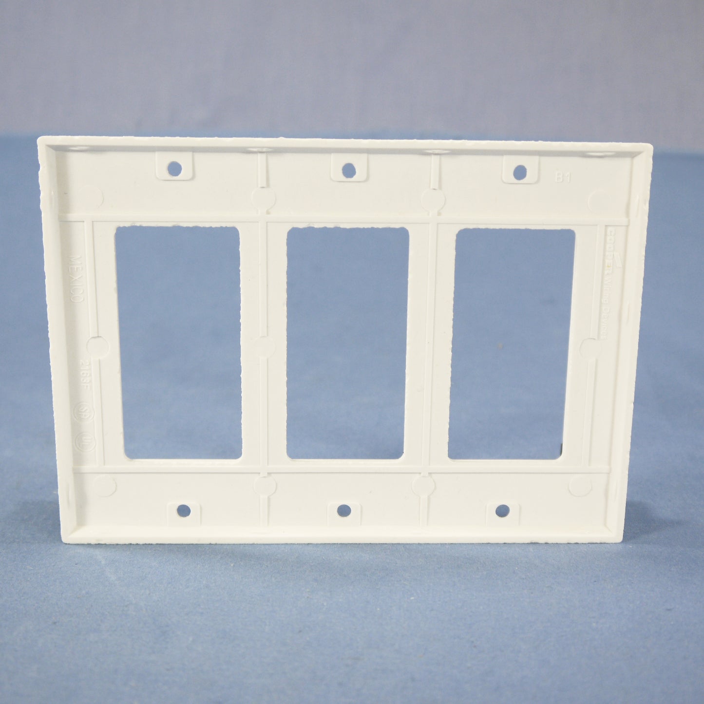 Cooper 2163W White 3-Gang Standard Decorator GFCI GFI Thermoset Wallplate Cover