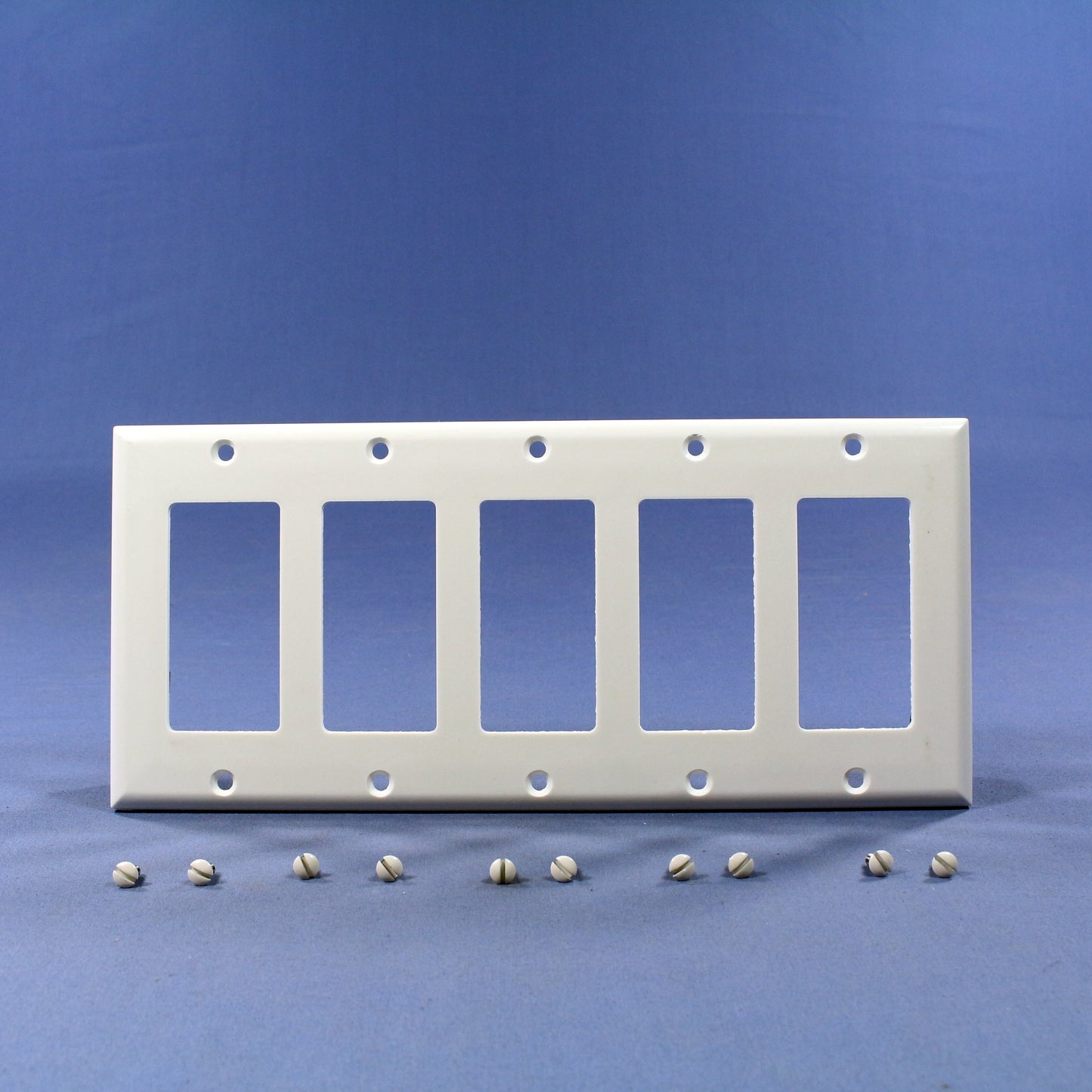 Cooper 2165W White 5-Gang Standard Decorator Thermoset Wallplate GFCI GFI Cover