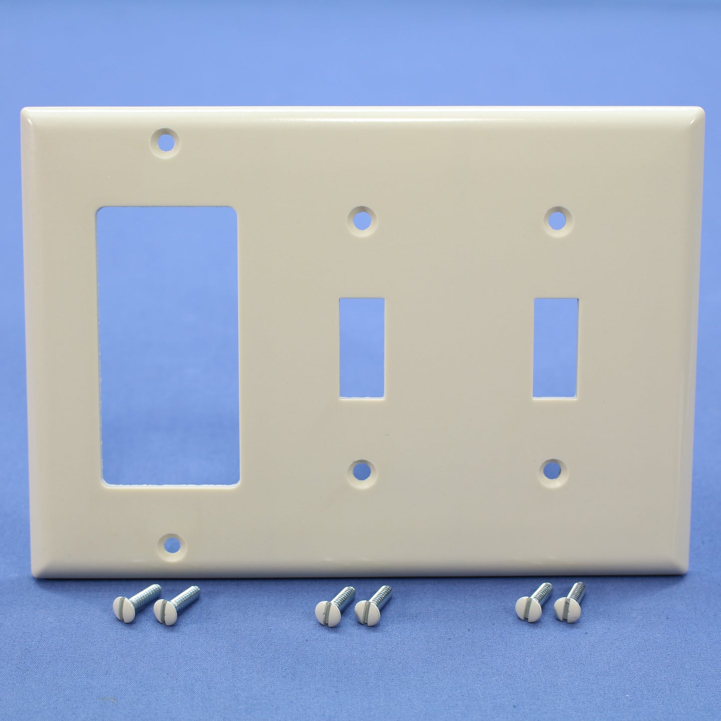 Cooper 2173LA Light Almond Toggle Switch Decorator GFCI 2-Gang Plastic Wallplate