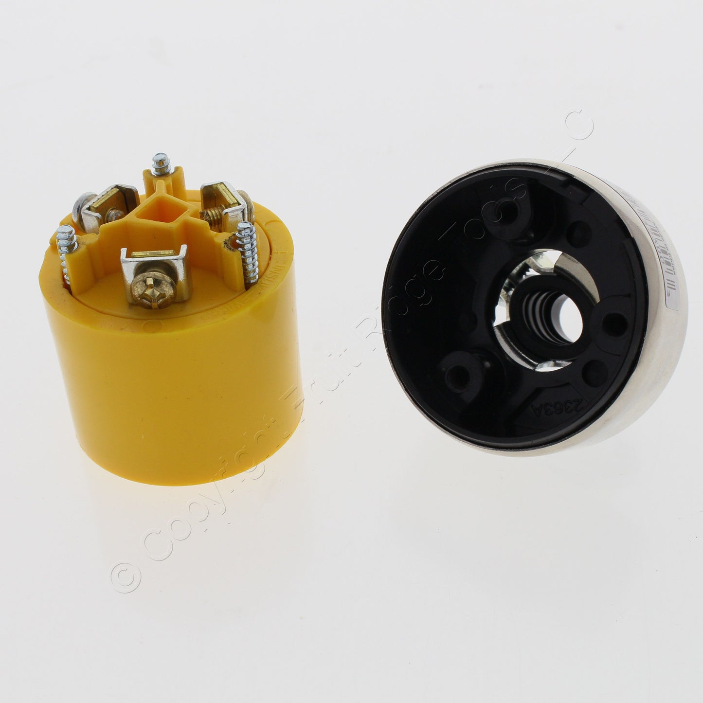 10 Cooper Yellow Armored Nylon Connectors L10-20 20A 125/250V 3-Pole 3-Wire 2355
