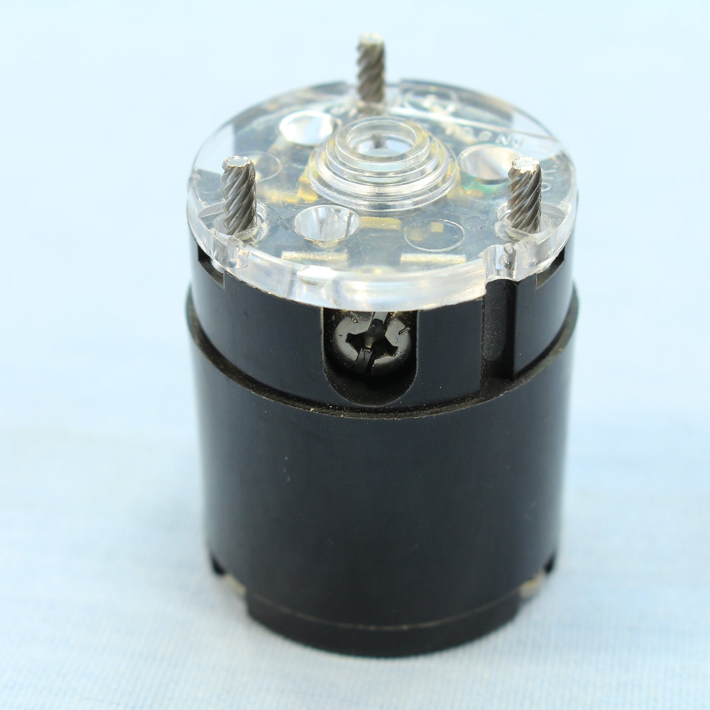 Cooper 25W47BK Black Watertight Turn Locking Connector Plug NEMA L5-15R 15A 125V