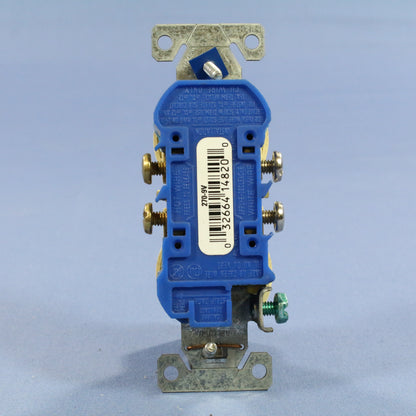 Cooper Ivory Duplex Outlet Receptacle Auto-Grounding Nema 5-15R 15A Bulk 270-9V