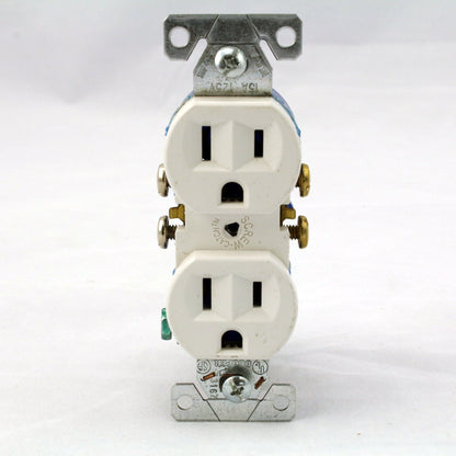 Cooper White Duplex Outlet Receptacles Auto-Grounding Nema 5-15R 15A Bulk 270-9W