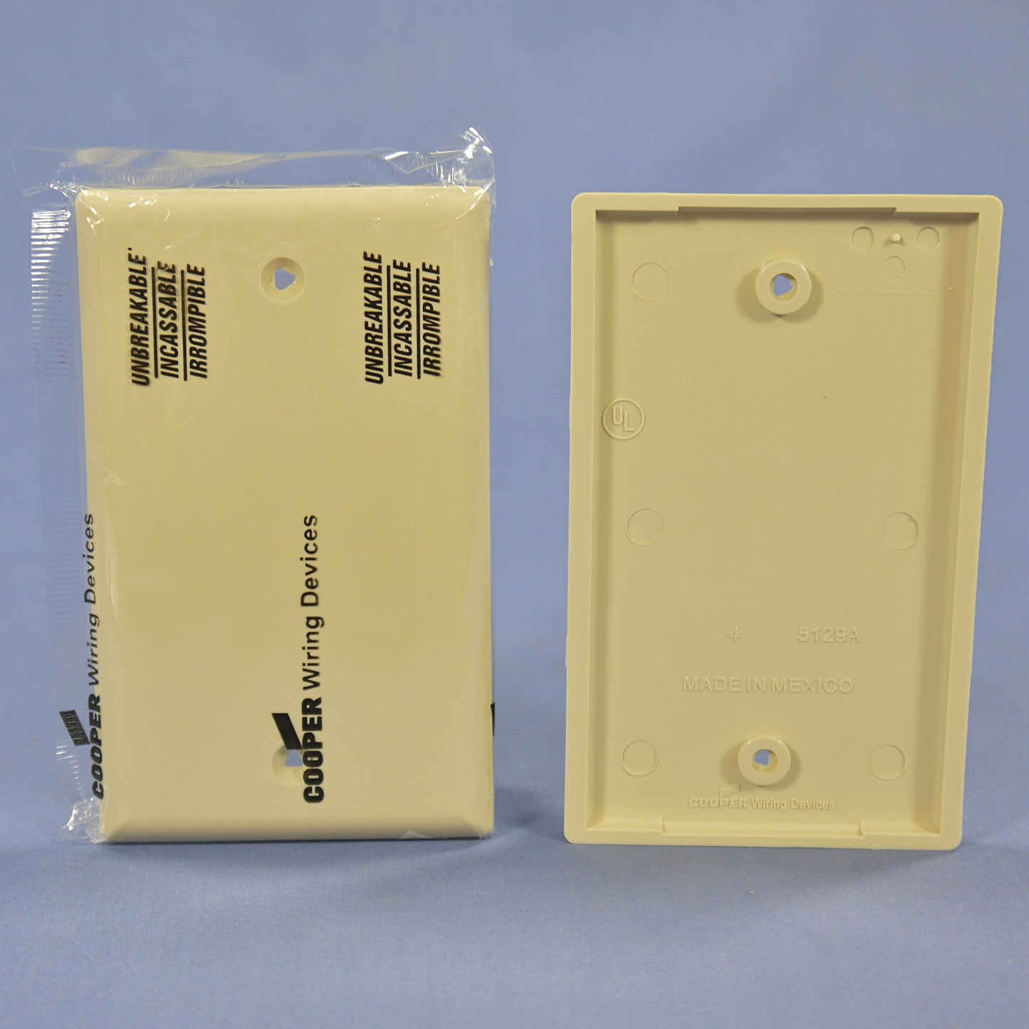 Cooper 5129V Ivory 1-Gang Blank Thermoplastic Unbreakable Nylon Wallplate 3-Pack