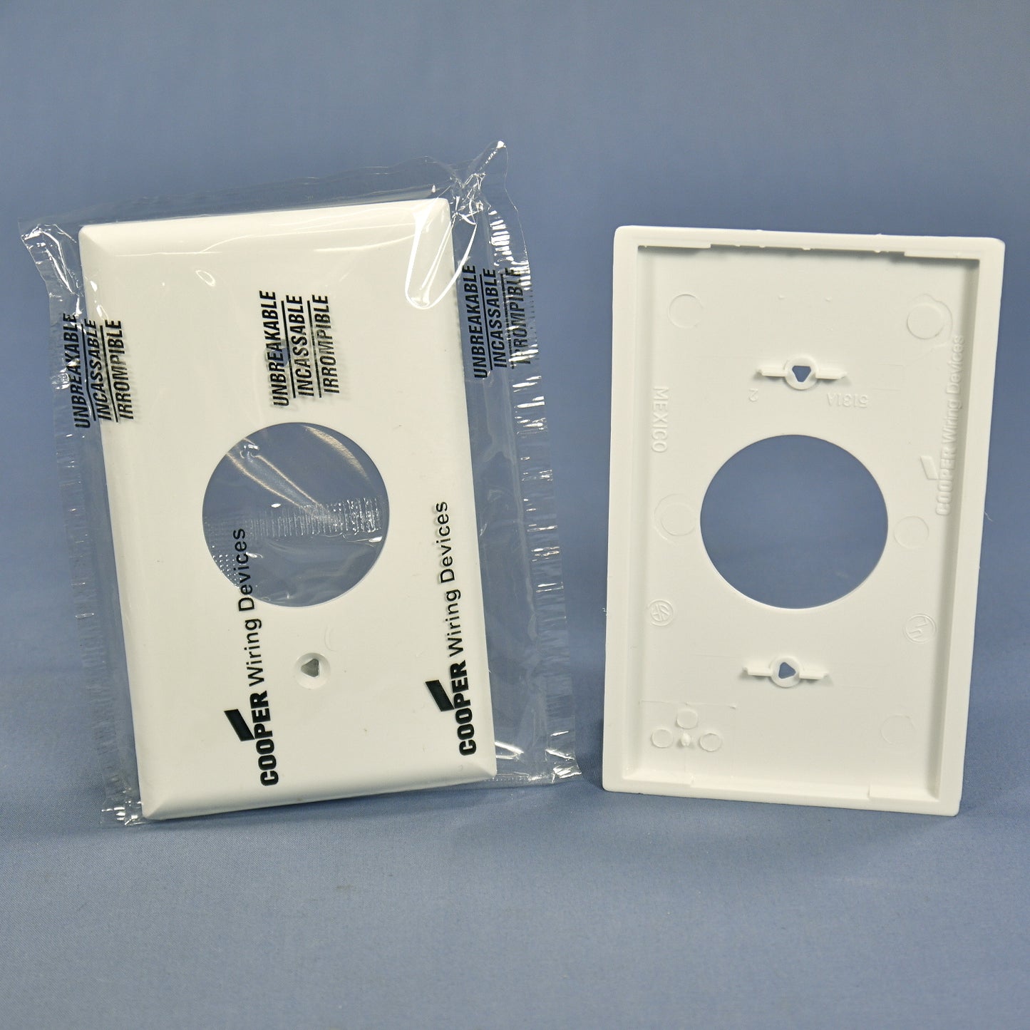 Cooper 5131W White 1-Gang Single 1.406" Receptacle Nylon Wallplate Covers 15pcs