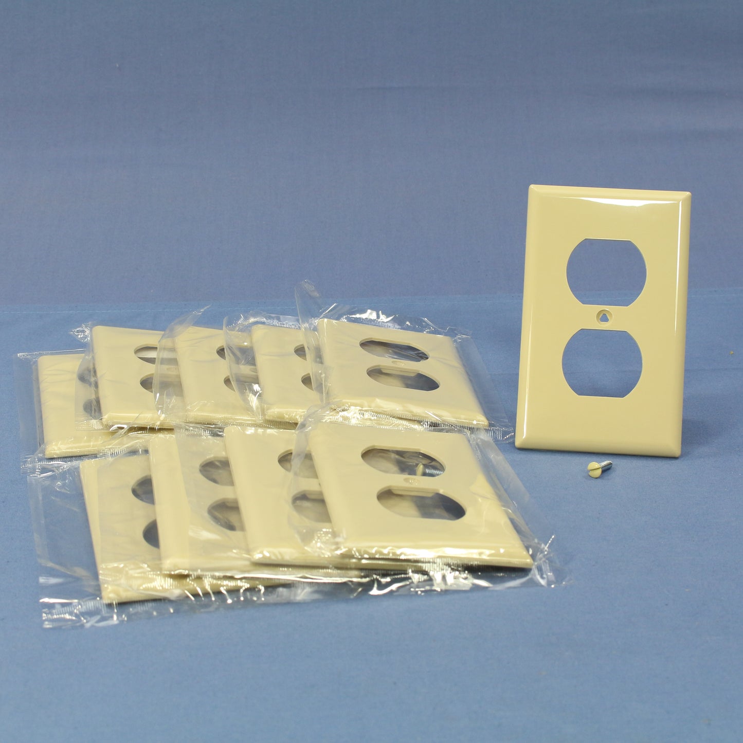 Cooper 5132V Ivory 1-Gang Duplex Receptacle Nylon Wallplates Outlet Cover 10pcs