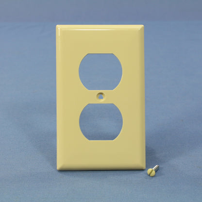 Cooper 5132V Ivory 1-Gang Duplex Receptacle Nylon Wallplates Outlet Cover 10pcs