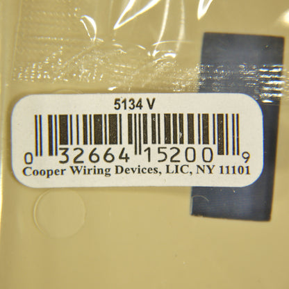 Cooper 5134V Ivory 1-Gang Toggle Switch Cover Unbreakable Nylon Wallplates 4pcs