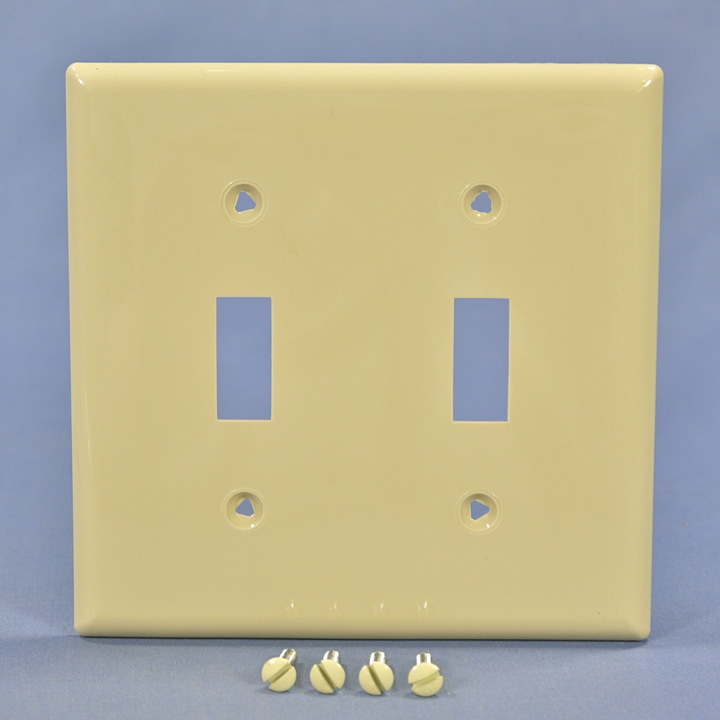 Cooper 5139V Ivory 2-Gang Switch Plate Cover Unbreakable Nylon Wallplates 2pcs