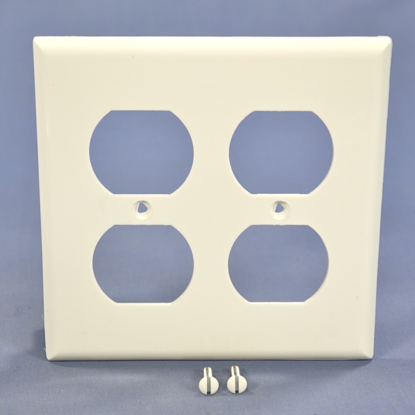 Cooper 5150W White 1-Gang Duplex Unbreakable Nylon Standard Wallplate Cover 2pcs